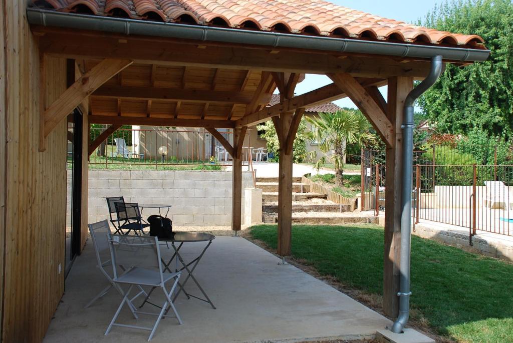 Village De Gites Le Chatenet Thonac Ngoại thất bức ảnh